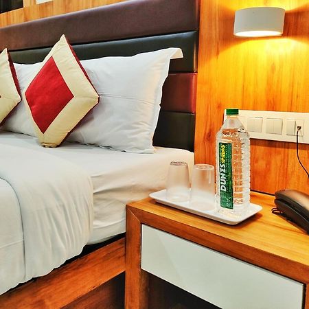 Gateway Suites ムンバイ エクステリア 写真