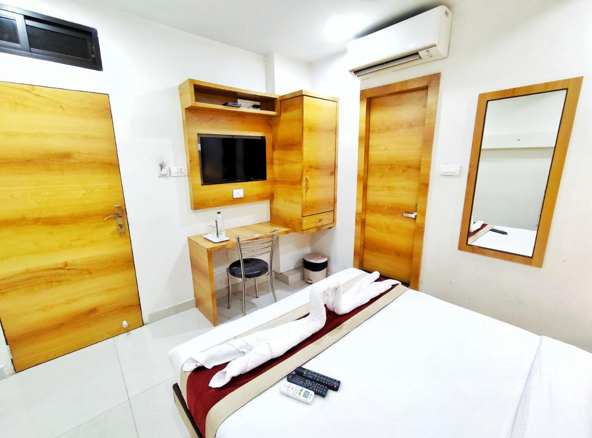 Gateway Suites ムンバイ エクステリア 写真