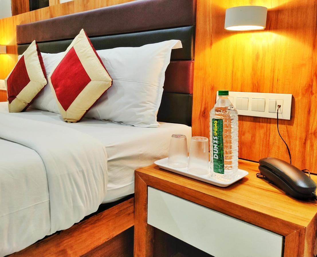 Gateway Suites ムンバイ エクステリア 写真